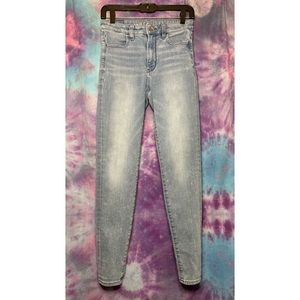 American Eagle Outfitters | Super Hi Rise Jegging Jeans Super Stretch Size: 2